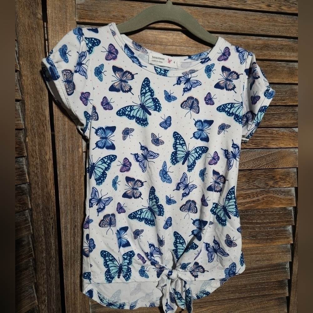EUC Beautees size 4 front tie Shirt with butterflies